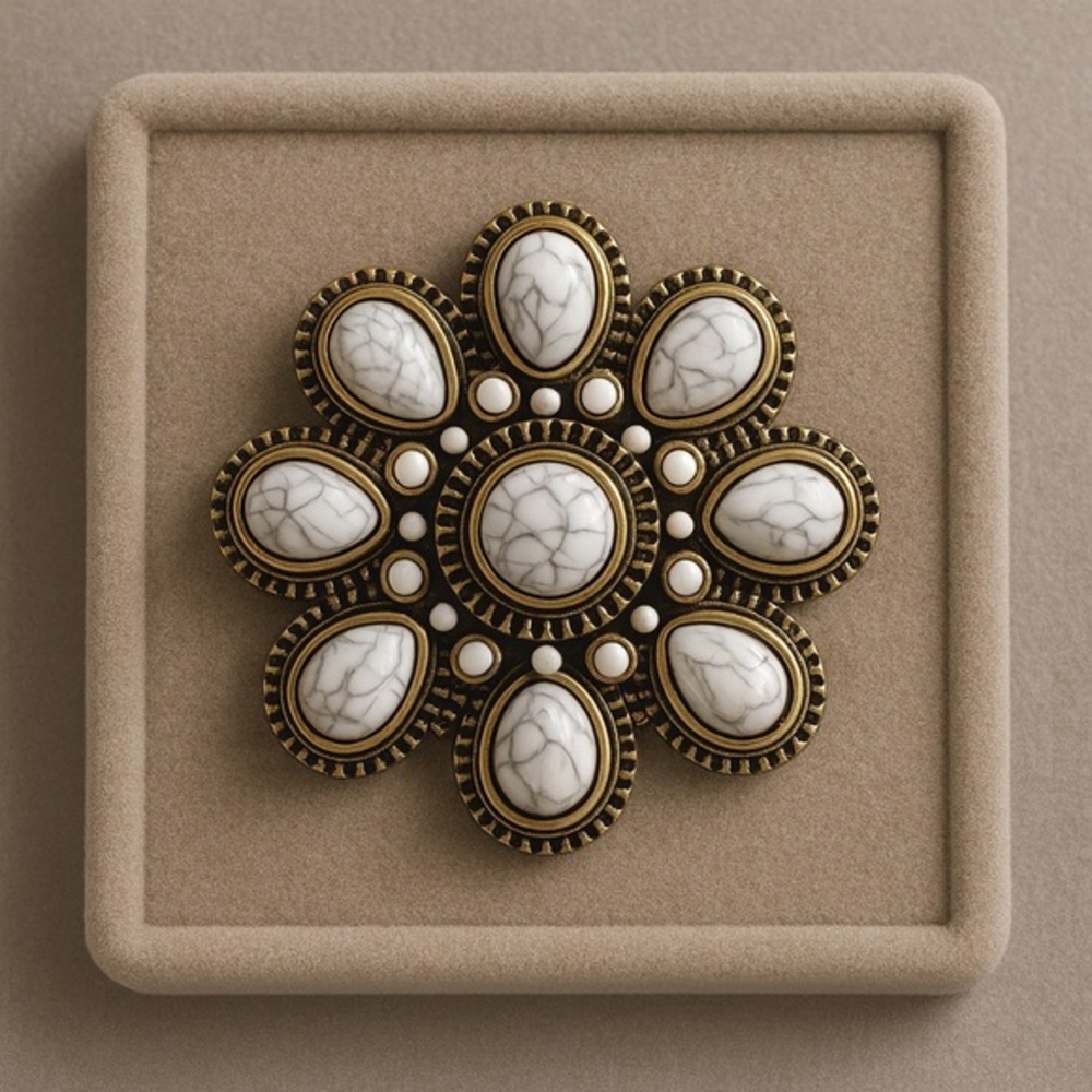 Premier Designs POSY Faux Howlite Floral Stone Enhancer NWOT With FLAW #500